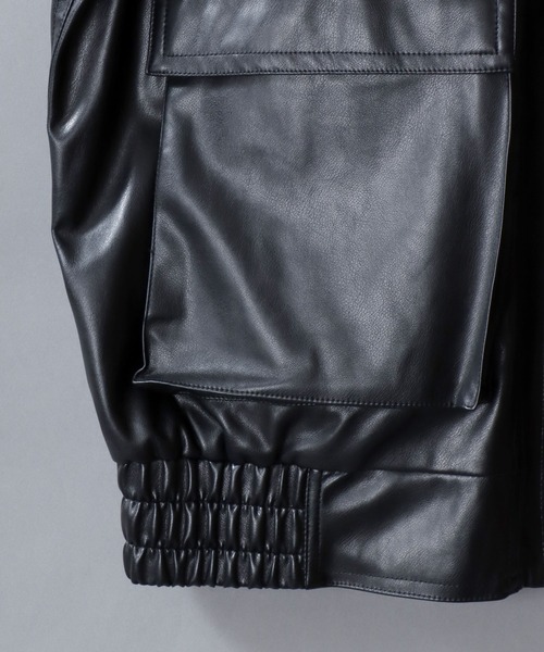 SITRY(シトリー)の「Synthetic Leather A-2 Jacket/フェイクレザー オーバーサイズ A-2フライトジャケット ブルゾン(ブルゾン・メンズ・ブラック・M/L/LL)」の7枚目の写真