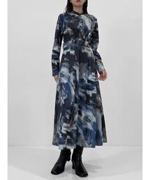 サイドベルトタックフレアマキシワンピース　秋服