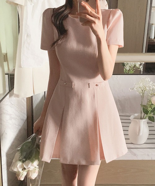Girly Doll(ガーリードール)の「サマーツイードボックスプリーツミニワンピース(ワンピース・レディース・ピンク/ベージュ・M/L)」の19枚目の写真