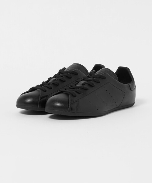 adidas Originals(アディダスオリジナルス)の「<adidas Originals>STAN SMITH LO PRO スニーカー(スニーカー・レディース・ホワイト/ブラック・23cm/23.5cm/24cm/25.5cm/24.5cm/25cm/22.5cm)」の3枚目の写真
