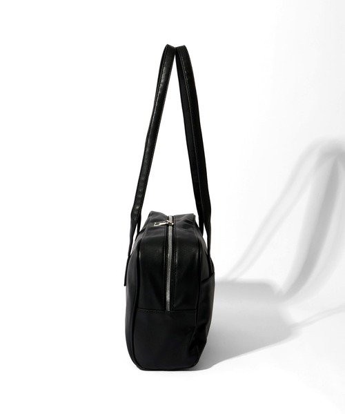 MUCENT（ムセント）の「【MUCENT/ムセント】TIVE LEATHER SHOULDER BAG UNISEX (2COLOR)/タイヴレザーショルダーバッグ（ショルダーバッグ・レディース・ブラウン/ブラック・FREE）」の5枚目の写真