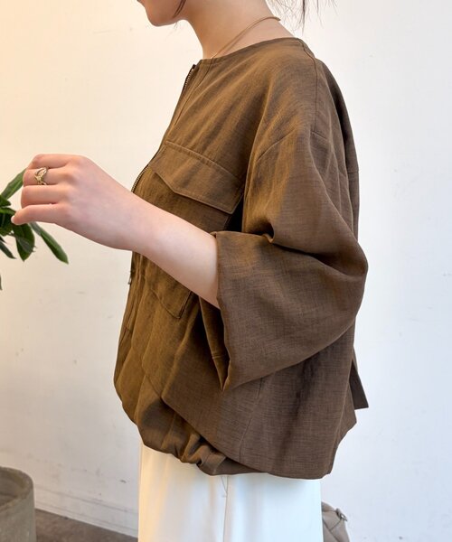 Jena espace merveilleux(ジェナ エスパスメルヴェイユ)の「レイヤー風シアーブルゾン(ベスト・レディース・ブラウン/ブラック・FREE)」の13枚目の写真