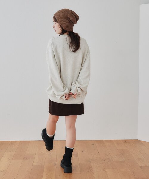 DISCOAT（ディスコート）の「【Enlude】アソート縦長ロゴスウェット《ユニセックス》（Tシャツ/カットソー・レディース・ブラウン/ライトベージュ/ネイビー・MEDIUM/LARGE）」の7枚目の写真