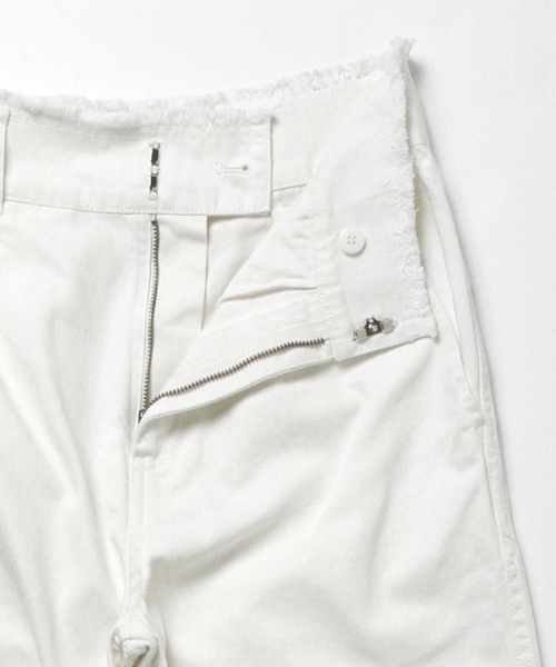 B:MING by BEAMS（ビーミングバイビームス）の「【予約】【InRed6月号掲載】【VERY5月号掲載】ビーミング by ビームス / フリンジデニムパンツ（デニムパンツ・レディース・ホワイト/インディゴブルー・MEDIUM/SMALL）」の18枚目の写真
