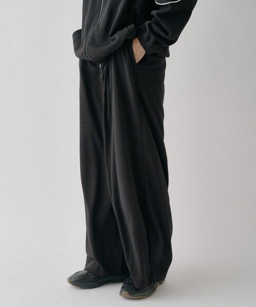 goocy(グーシー)の「ボンディングスウェットバルーンパンツ(スウェットパンツ・メンズ・ブラウン/ブラック/グレー・LARGE/MEDIUM/X-LARGE)」の2枚目の写真