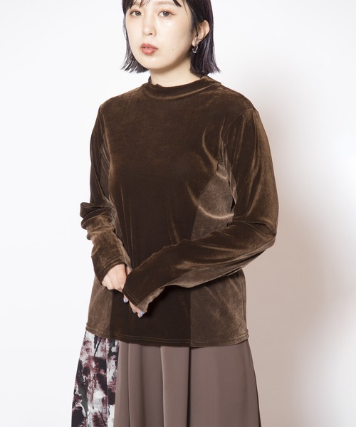 OSMOSIS(オズモーシス)の「フロッキーハイネック切替長袖Tシャツ(Tシャツ/カットソー・レディース・ブラウン/グレー/ブラック・ONE SIZE)」の10枚目の写真