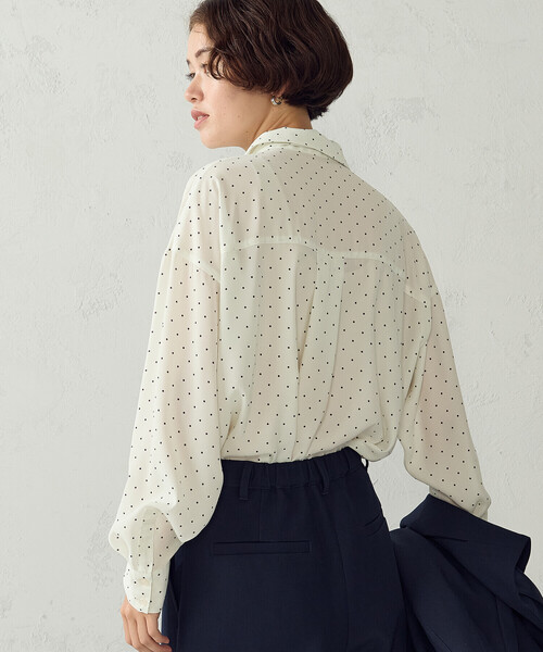 COMME CA ISM(コムサイズム)の「ドット柄 ボウタイ付き オーバーサイズシャツ(シャツ/ブラウス・レディース・ブラック×ホワイト/ホワイト×ブラック・M/L)」の5枚目の写真