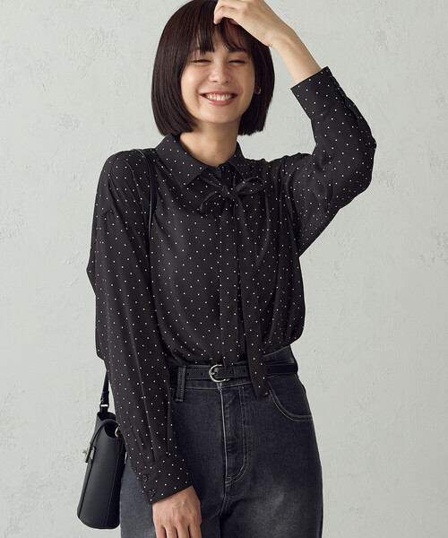 COMME CA ISM(コムサイズム)の「ドット柄 ボウタイ付き オーバーサイズシャツ(シャツ/ブラウス・レディース・ブラック×ホワイト/ホワイト×ブラック・M/L)」の9枚目の写真