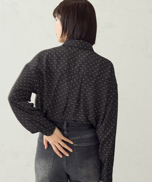 COMME CA ISM(コムサイズム)の「ドット柄 ボウタイ付き オーバーサイズシャツ(シャツ/ブラウス・レディース・ブラック×ホワイト/ホワイト×ブラック・M/L)」の10枚目の写真
