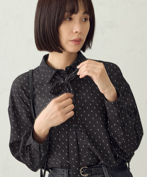 COMME CA ISM(コムサイズム)の「ドット柄 ボウタイ付き オーバーサイズシャツ(シャツ/ブラウス・レディース・ブラック×ホワイト/ホワイト×ブラック・M/L)」の11枚目の写真