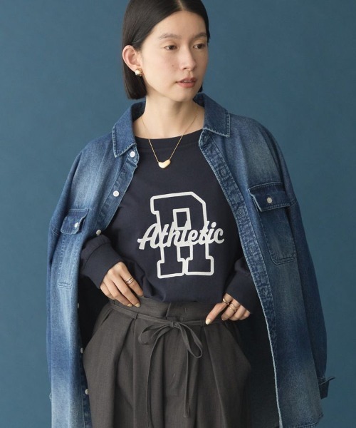 AMERICAN HOLIC(アメリカンホリック)の「【RUSSELL】アソートロゴロンT(Tシャツ/カットソー・レディース・アイボリー/ネイビー/イエロー/オレンジ・FREE)」の2枚目の写真