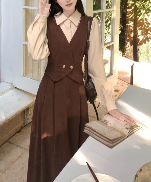 ＆soiree（アンドソワレ）の「シャツレイヤード風フレアワンピース（ワンピース・レディース・ブラウン・SMALL/MEDIUM/LARGE/X-LARGE）」の3枚目の写真
