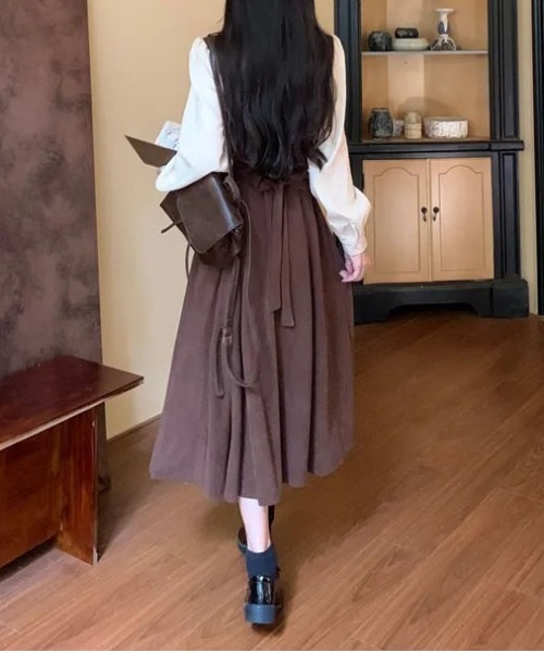 ＆soiree（アンドソワレ）の「シャツレイヤード風フレアワンピース（ワンピース・レディース・ブラウン・SMALL/MEDIUM/LARGE/X-LARGE）」の5枚目の写真