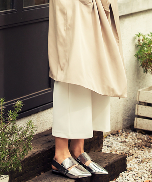 Re:EDIT（リエディ）の「ソフトエナメルフラットサンダル（パンプス・レディース・ゴールド/パイソン/シルバー/ホワイト/ブラック・SMALL/LARGE/MEDIUM/X-LARGE）」の3枚目の写真