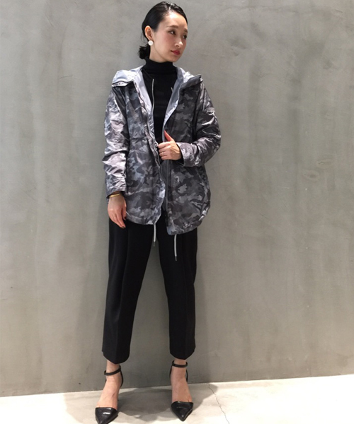 TATRAS(タトラス)の「TATRAS(タトラス)エクスクルーシブリバーシブルモッズコート(モッズコート・レディース・ライトグレー・1/3/2)」の2枚目の写真