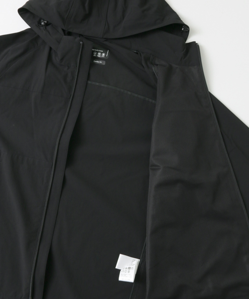 URBAN RESEARCH(アーバンリサーチ)の「UR COMFORT STRETCH SHELL(ブルゾン・メンズ・ブラック・MEDIUM/LARGE)」の13枚目の写真