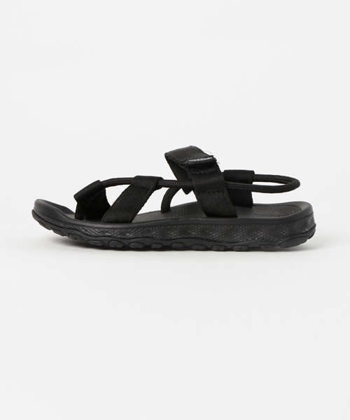 Fun & Daily（ファンアンドデイリー）の「Cord Cross Sports Sandals（サンダル・レディース・ブラック・38/36/37/35）」の2枚目の写真