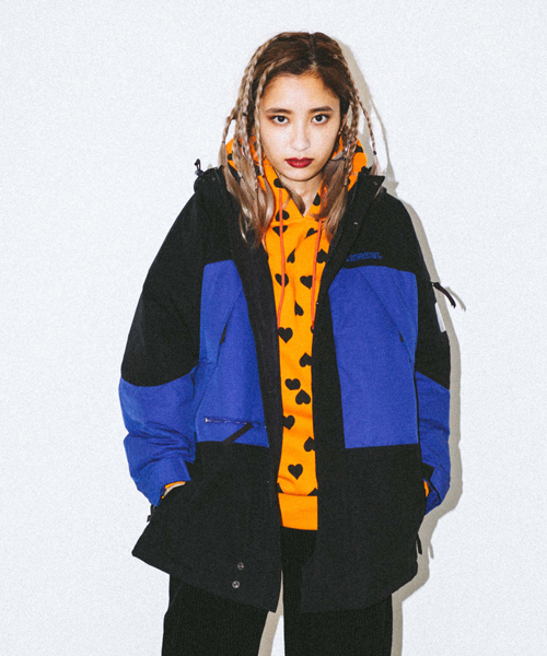 X-girl(エックスガール)の「MOUNTAIN PARKA(ダウンジャケット/コート)」|ブルー