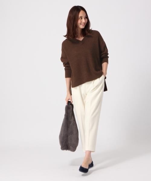 GLOBAL WORK（グローバルワーク）の「7ゲージイタリアアゼVネックプルオーバー/758005（ニット/セーター・レディース・ダークブラウン/ホワイト/レッド/ブルー/ダークグレー・SMALL/LARGE/MEDIUM）」の9枚目の写真