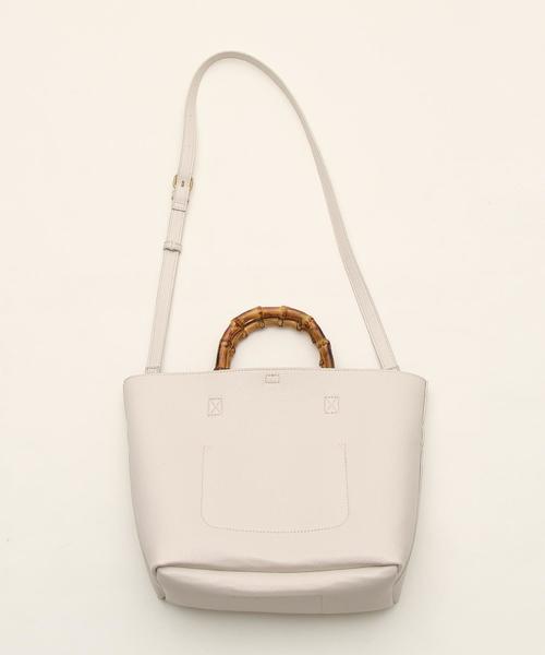 coen（コーエン）の「【新色:ベージュ/マスタード/ダークグリーン】フェイクレザーバンブー2WAYトートバッグ（トートバッグ・レディース・ブラック/ブラウン/オフホワイト/ベージュ/マスタード/ダークグリーン・FREE）」の7枚目の写真