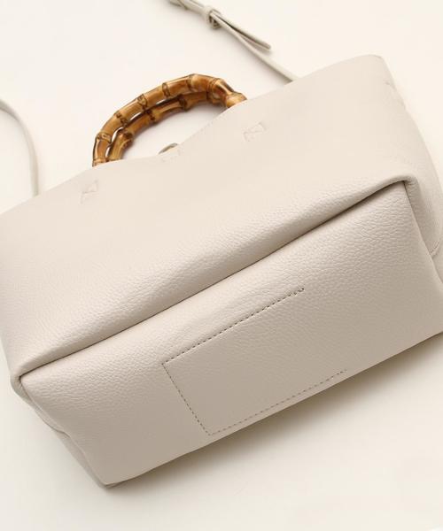 coen（コーエン）の「【新色:ベージュ/マスタード/ダークグリーン】フェイクレザーバンブー2WAYトートバッグ（トートバッグ・レディース・ブラック/ブラウン/オフホワイト/ベージュ/マスタード/ダークグリーン・FREE）」の9枚目の写真