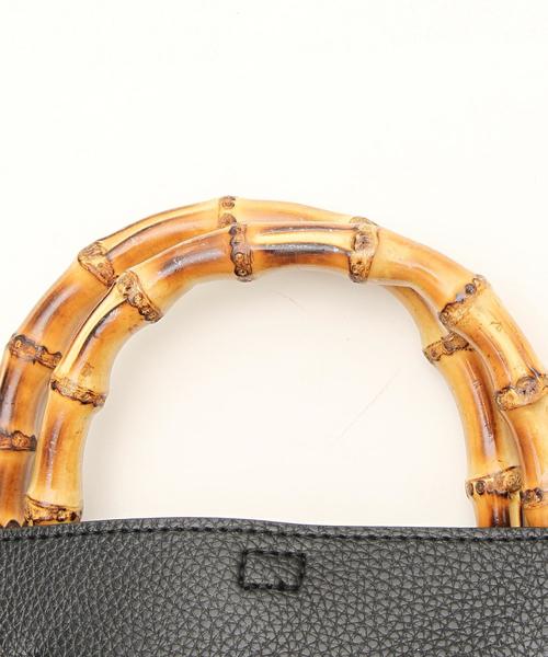 coen（コーエン）の「【新色:ベージュ/マスタード/ダークグリーン】フェイクレザーバンブー2WAYトートバッグ（トートバッグ・レディース・ブラック/ブラウン/オフホワイト/ベージュ/マスタード/ダークグリーン・FREE）」の15枚目の写真