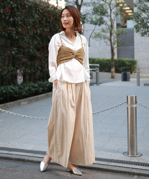 laboratory work（ラボラトリーワーク）の「タックエアリーワイドパンツ（その他パンツ・レディース・杢グレー/ベージュ/ブルー・MEDIUM/SMALL）」の4枚目の写真