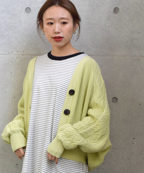 w closet（ダブルクローゼット）の「7Gケーブル編みドルマン