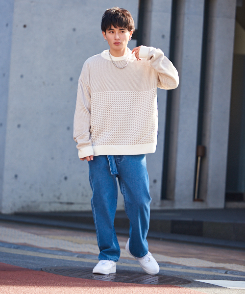 kutir（クティール）の「オーバーシルエット ジャガードニット プルオーバー（ニット/セーター・メンズ・ホワイト/ブラック系その他・MEDIUM/LARGE）」の3枚目の写真