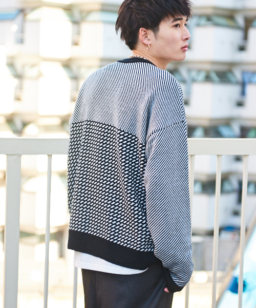 kutir（クティール）の「オーバーシルエット ジャガードニット プルオーバー（ニット/セーター・メンズ・ホワイト/ブラック系その他・MEDIUM/LARGE）」の19枚目の写真