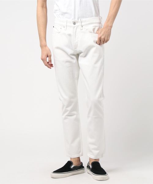 Calvin Klein Jeans(カルヴァンクラインジーンズ)の「ANDY WARHOL カプセルコレクション アスレチック テーパー ジーンズ CKJ056(デニムパンツ・メンズ・ブルー・28/29/30/31/32/34)」の1枚目の写真