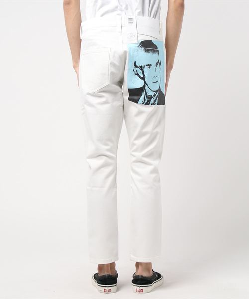 Calvin Klein Jeans(カルヴァンクラインジーンズ)の「ANDY WARHOL カプセルコレクション アスレチック テーパー ジーンズ CKJ056(デニムパンツ・メンズ・ブルー・28/29/30/31/32/34)」の2枚目の写真