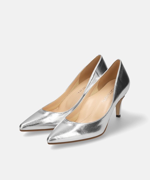 MAMIAN（マミアン）の「iCoN COLORS / ポインテッドトゥ スムース パンプス (7.0cmヒール)（パンプス・レディース・ブラック/アイボリー/ピンクベージュ/パイソン/グレイッシュベージュ/ホワイト/ダークブラウン/グレー系その他/ベージュ系その他/ワインレッド/グレイッシュブルー/ベージュ系その他2/シルバー・22.5cm/23.5cm/24.5cm/23.0cm/24.0cm/22.0cm/24.5㎝/21.5cm/25.0cm）」の15枚目の写真