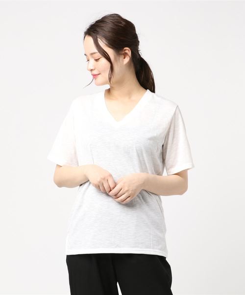 20-60代 人気ファッションブランド c.u.l】爽やかな透け感 VネックTシャツ（Tシャツ/カットソー トップス