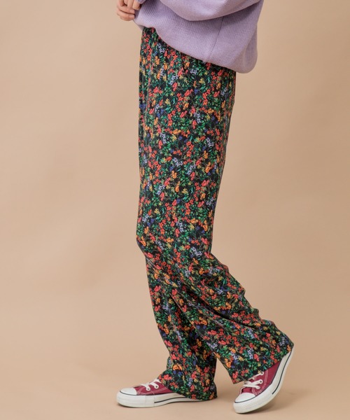 Munich(ミューニック)の「フラワープリントイージーパンツ(その他パンツ・レディース・ブラック/ブルー/キナリ・S/M/XS)」の14枚目の写真