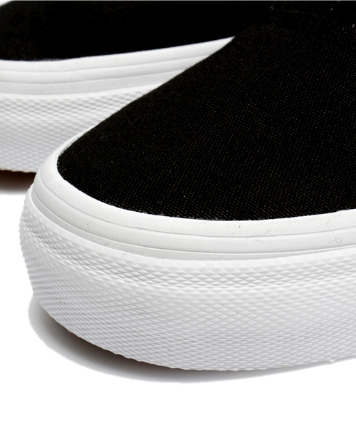 BEAMS BOY（ビームスボーイ）の「VANS / AUTHENTIC MONO（スニーカー・レディース・ブラック/ネイビー・5h/6/6h/5/7）」の7枚目の写真