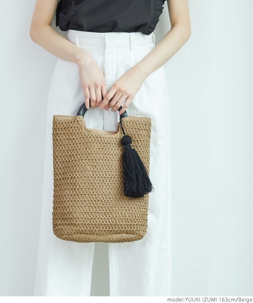 coca（coca）（コカ）の「タッセル付きペーパーバック（ハンドバッグ・レディース・ベージュ・ONE SIZE）」の9枚目の写真