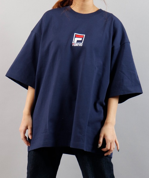 FILA HERITAGE(フィラヘリテージ)の「FILA heritage ブランドロゴプリント ビッグシルエット 半袖Tシャツ(Tシャツ/カットソー・メンズ・ホワイト/ネイビー/ブラック/レッド・M/2XL/L/XL)」の1枚目の写真