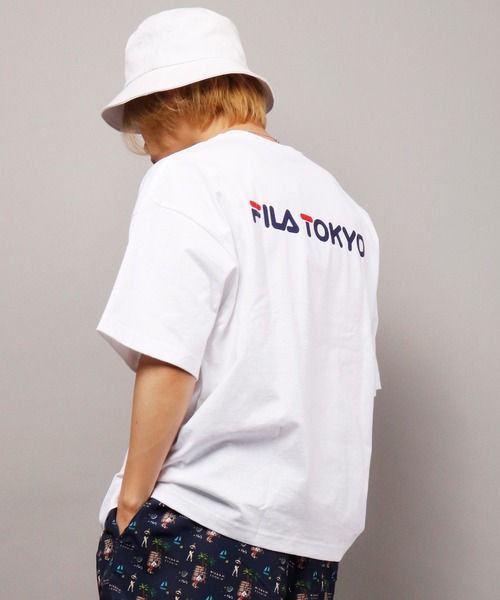FILA HERITAGE(フィラヘリテージ)の「FILA heritage ブランドロゴプリント ビッグシルエット 半袖Tシャツ(Tシャツ/カットソー・メンズ・ホワイト/ネイビー/ブラック/レッド・M/2XL/L/XL)」の2枚目の写真