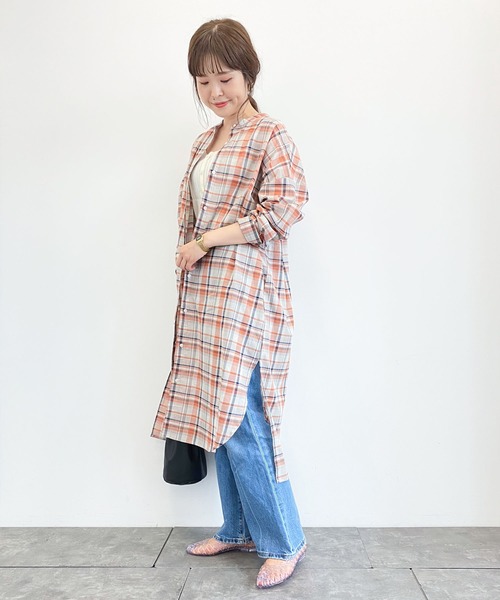 earth music&ecology（アースミュージックアンドエコロジー）の「60ローンシャツワンピース ＊（ワンピース・レディース・ベージュ/ネイビー/ブラウン/グレー/レッド/イエロー・FREE）」の7枚目の写真