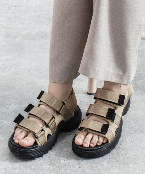 MEI（メイ）の「MEI メイ RECYCLE TAPE SANDAL ベルクロ スポーツサンダル フラットサンダル スニーカーサンダル MEI-SDL-200003（サンダル・レディース・ブラック/ネイビー/オリーブ/ベージュ・S/L/M）」の2枚目の写真