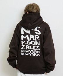 Mark Gonzales | Mark Gonzalez / マークゴンザレス ビッグシルエットバックプリントイラストパーカー(パーカー)