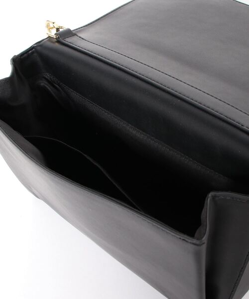 CLANE（クラネ）の「TRIANGLE BAG（ショルダーバッグ・レディース・ブラック/キャメル・FREE）」の5枚目の写真