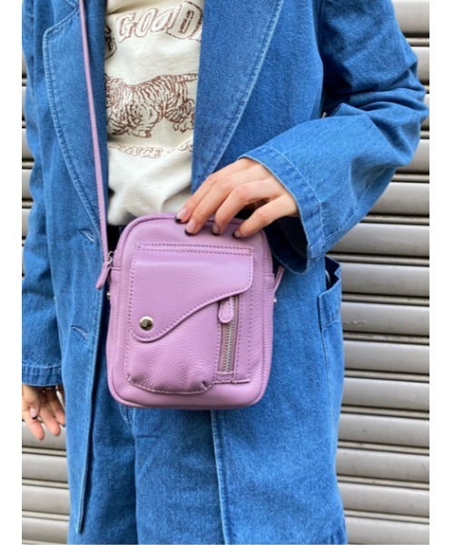 MOUSSY（マウジー）の「LEATHER MINI ポシェット（ショルダーバッグ・レディース・ホワイト/ブラック/パープル・FREE）」の8枚目の写真