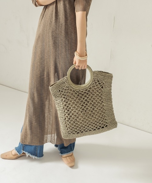 CAPRICIEUX LE'MAGE(カプリシューレマージュ)の「リングハンドルペーパートートバッグ(トートバッグ・レディース・ベージュ/カーキ/ブラック/アイボリー・FREE)」の13枚目の写真