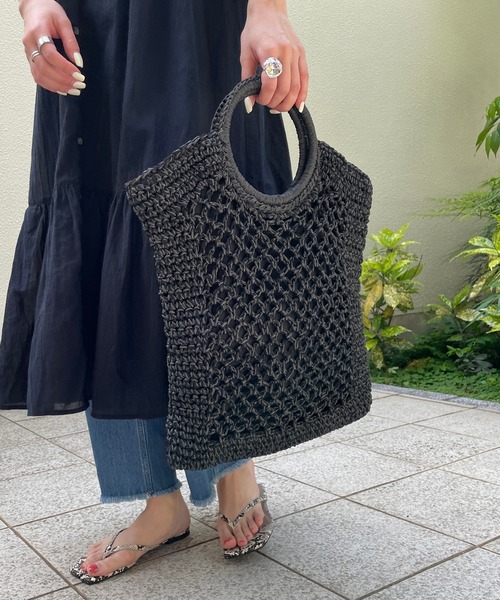 CAPRICIEUX LE'MAGE(カプリシューレマージュ)の「リングハンドルペーパートートバッグ(トートバッグ・レディース・ベージュ/カーキ/ブラック/アイボリー・FREE)」の9枚目の写真