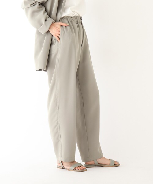 OPAQUE.CLIP(オペークドットクリップ)の「◆イージーダブルクロス ワイドパンツ【UNISEX】(スーツパンツ・レディース・ガンメタ/オリーブ/ブラック・38/42/40)」の18枚目の写真