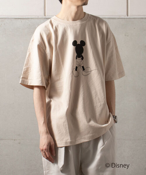Disney(ディズニー)の「【DISNEY/ディズニー】BACK STYLE <MICKEY MOUSE> ビッグシルエット プリント Tシャツ(Tシャツ/カットソー・メンズ・ホワイト/ブラック/ベージュ・M/L)」の13枚目の写真