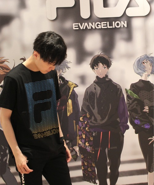 FILA(フィラ)の「【FILA×RADIO EVA】Longinus Tシャツ(Tシャツ/カットソー・メンズ・ブラック/ホワイト・SMALL/MEDIUM/LARGE/X-LARGE)」の1枚目の写真