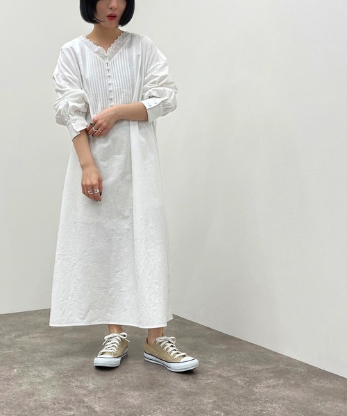 apres jour mignon（アプレジュールミニョン）の「Ｖレースピンタックワンピース【ZOZOTOWN限定アイテム】（ワンピース・レディース・オフホワイト/ベージュ/ブラック・フリー/X-LARGE）」の17枚目の写真